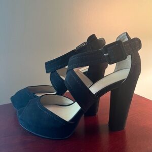Chinese Laundry Black Strappy Heels